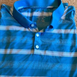 Men’s Oakley short sleeve golf shirt